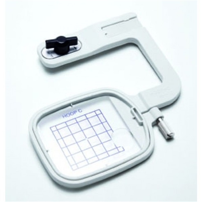 Cadre à broder 50x50mm bras libre "C" Cadre à broder 50x50mm bras libre "C"