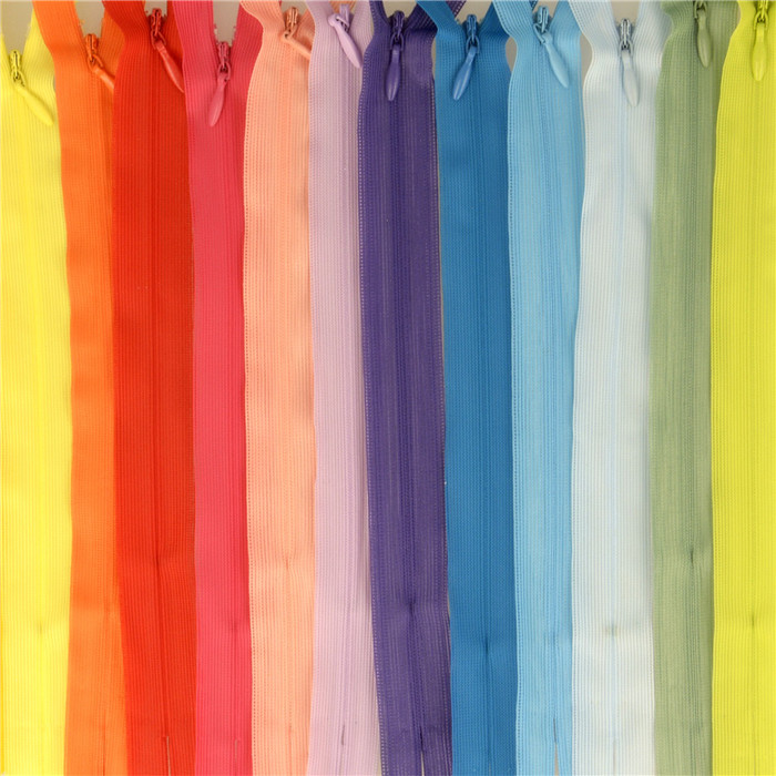 Fermeture invisible réglable 40cm Fermeture invisible réglable 40cm