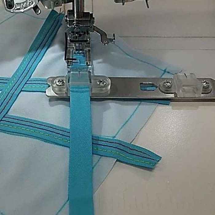 Guide pour biais, passant de ceinture Guide pour biais, passant de ceinture