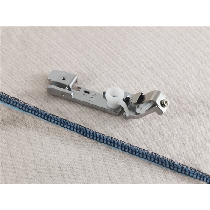Pied bordure ou pose élastique Brother SA212 Pied bordure ou pose élastique Brother SA212