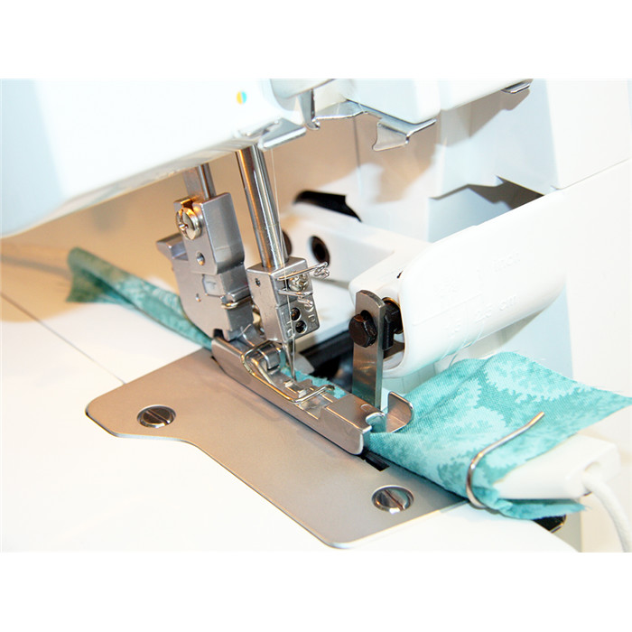 Pied passepoil 4mm, perles, paillettes Pied passepoil 4mm, perles, paillettes